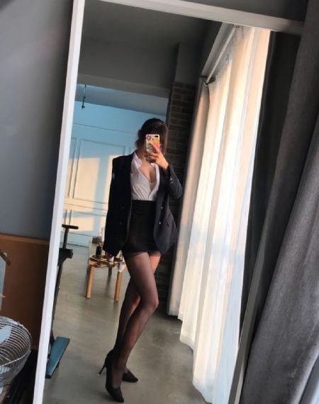 性感的儿媳妇_BD英语HD高清在线观看