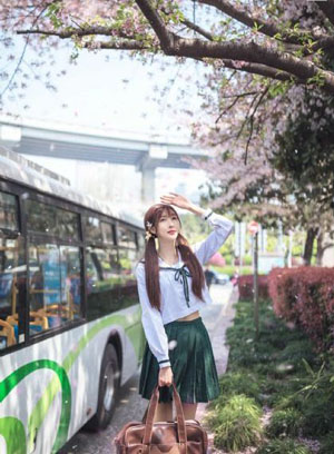 close裸体pics大全丰满_720免费在线播放
